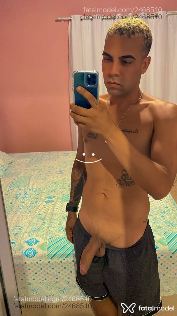 Acompanhante homem loira (o) de olhos castanhos - Bryan Ribeiro