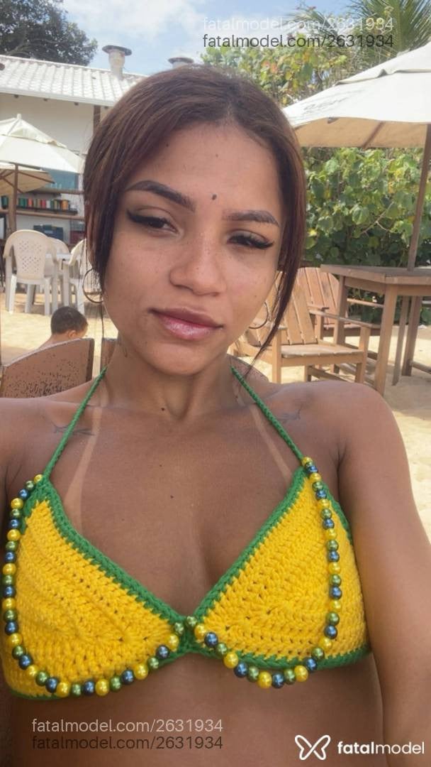 Acompanhante mulher morena (o) de olhos castanhos - Anne