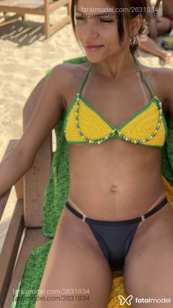 Acompanhante mulher morena (o) de olhos castanhos - Anne