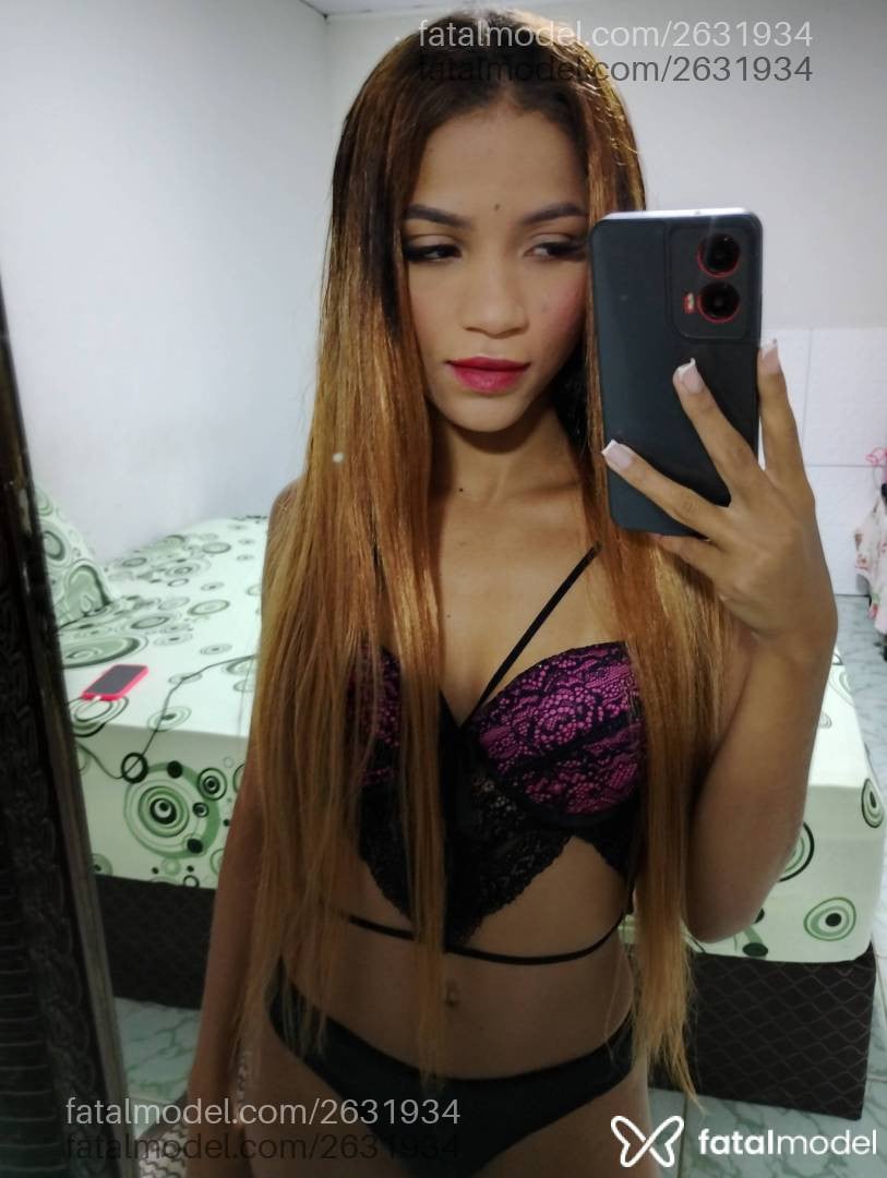 Acompanhante mulher morena (o) de olhos castanhos - Anne
