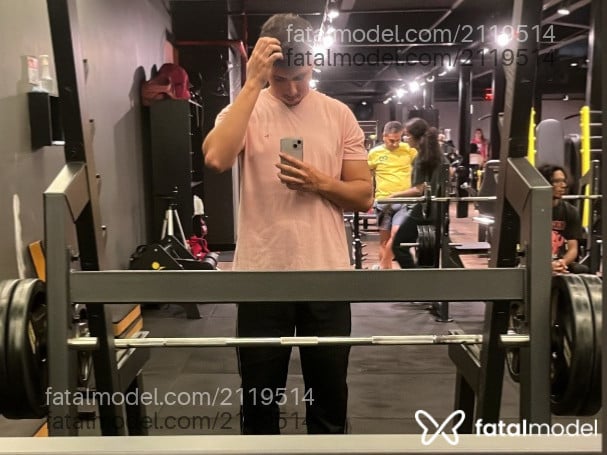 Acompanhante homem com cabelo castanho de olhos castanhos em São Paulo - Daniel