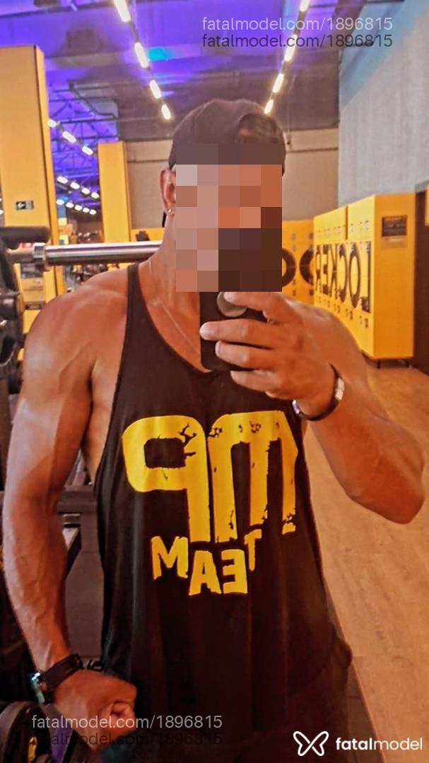 Acompanhante homem com cabelo castanho de olhos castanhos em Porto Alegre - Morenosafado