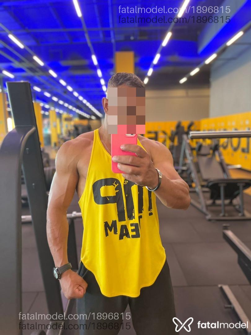 Acompanhante homem com cabelo castanho de olhos castanhos em Porto Alegre - Morenosafado