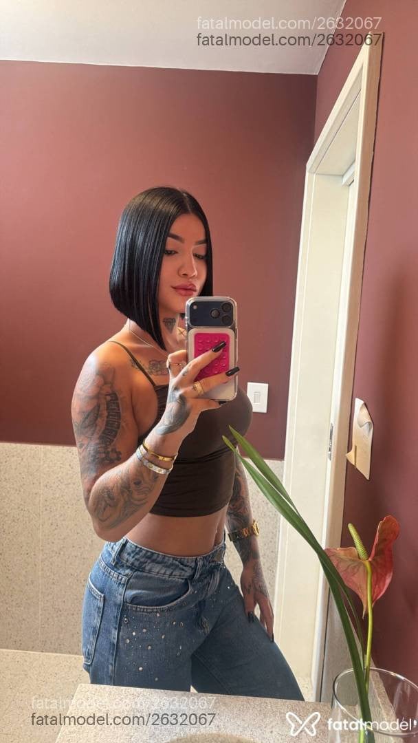 Acompanhante mulher morena (o) de olhos castanhos em Araxá - Bruna Carvalho