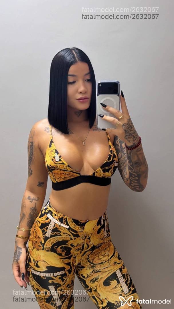 Acompanhante mulher morena (o) de olhos castanhos - Bruna Carvalho