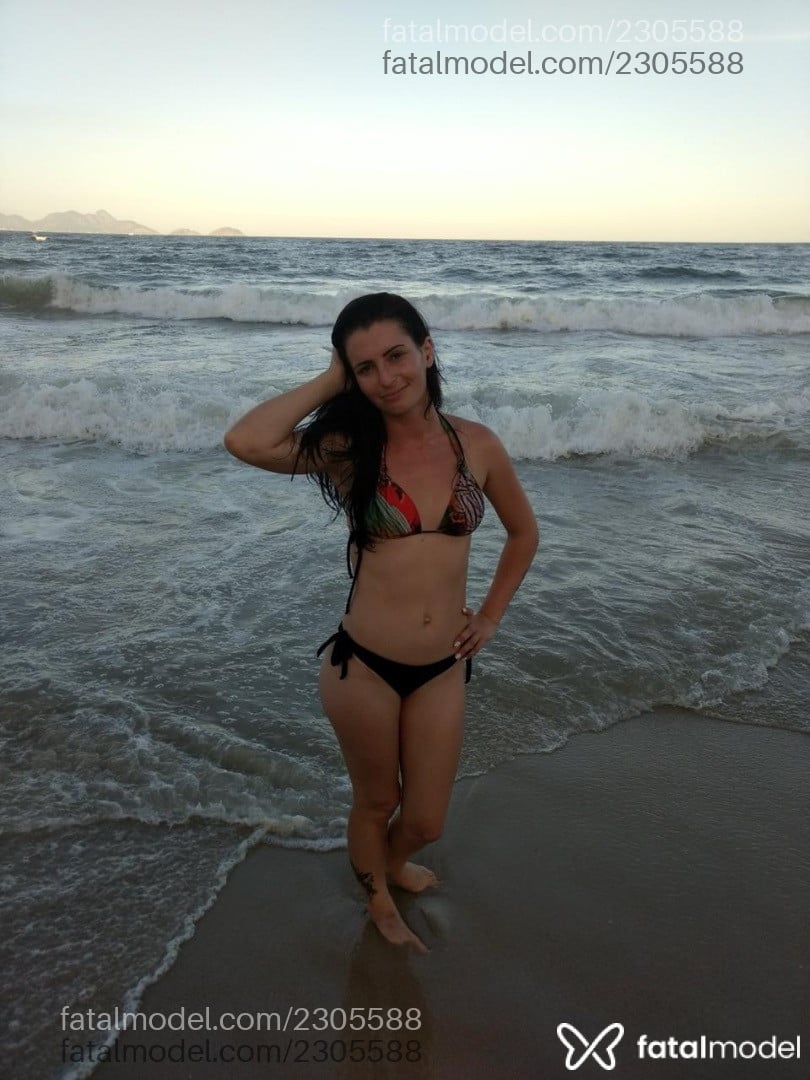 Acompanhante mulher morena (o) de olhos castanhos em Contagem Acompanhante mulher morena (o) de olhos castanhos em Contagem - Carol