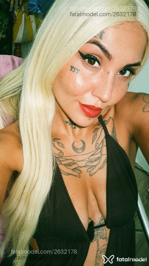 Acompanhante mulher loira (o) de olhos castanhos em Salvador - Mandy