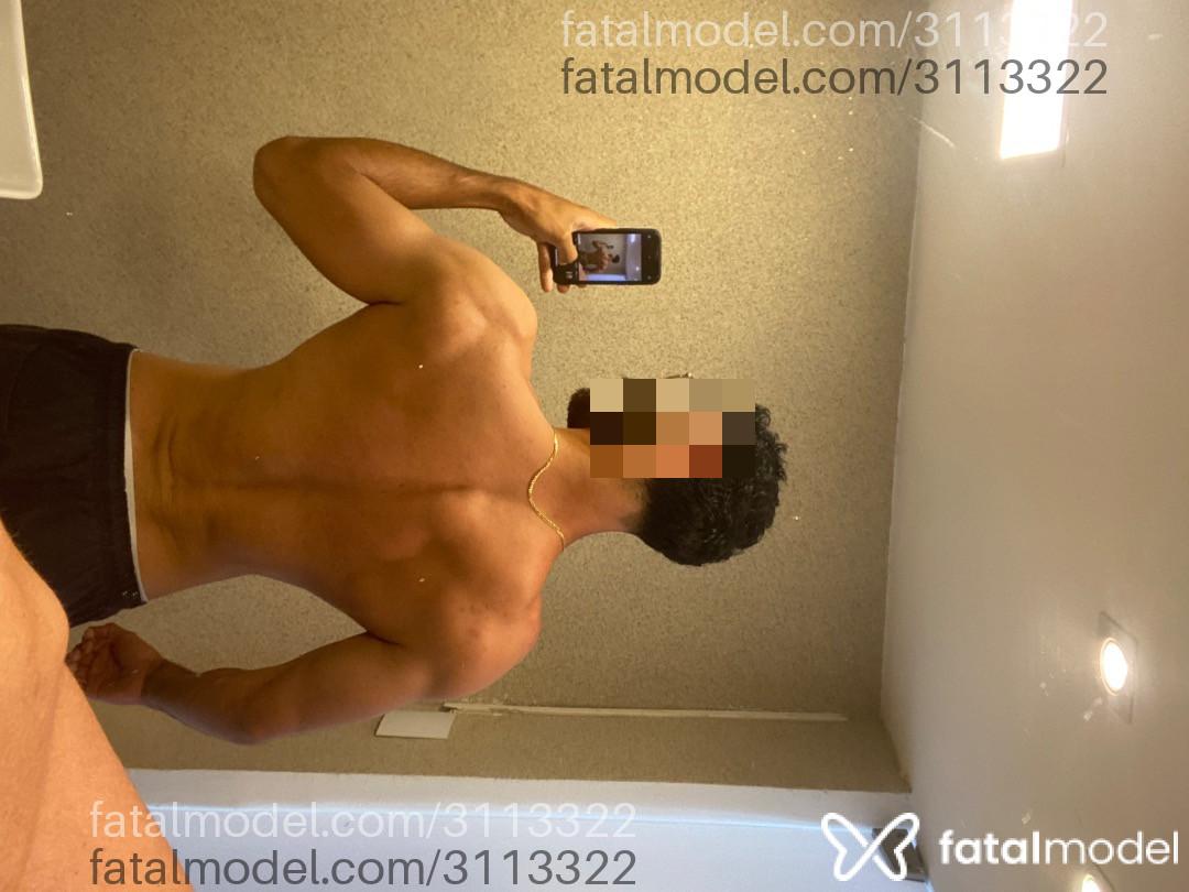 Acompanhante homem morena (o) de olhos castanhos em São Paulo - Bryce