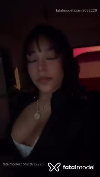 Acompanhante mulher morena (o) de olhos castanhos em Presidente Prudente Acompanhante mulher morena (o) de olhos castanhos em Presidente Prudente - Jheny