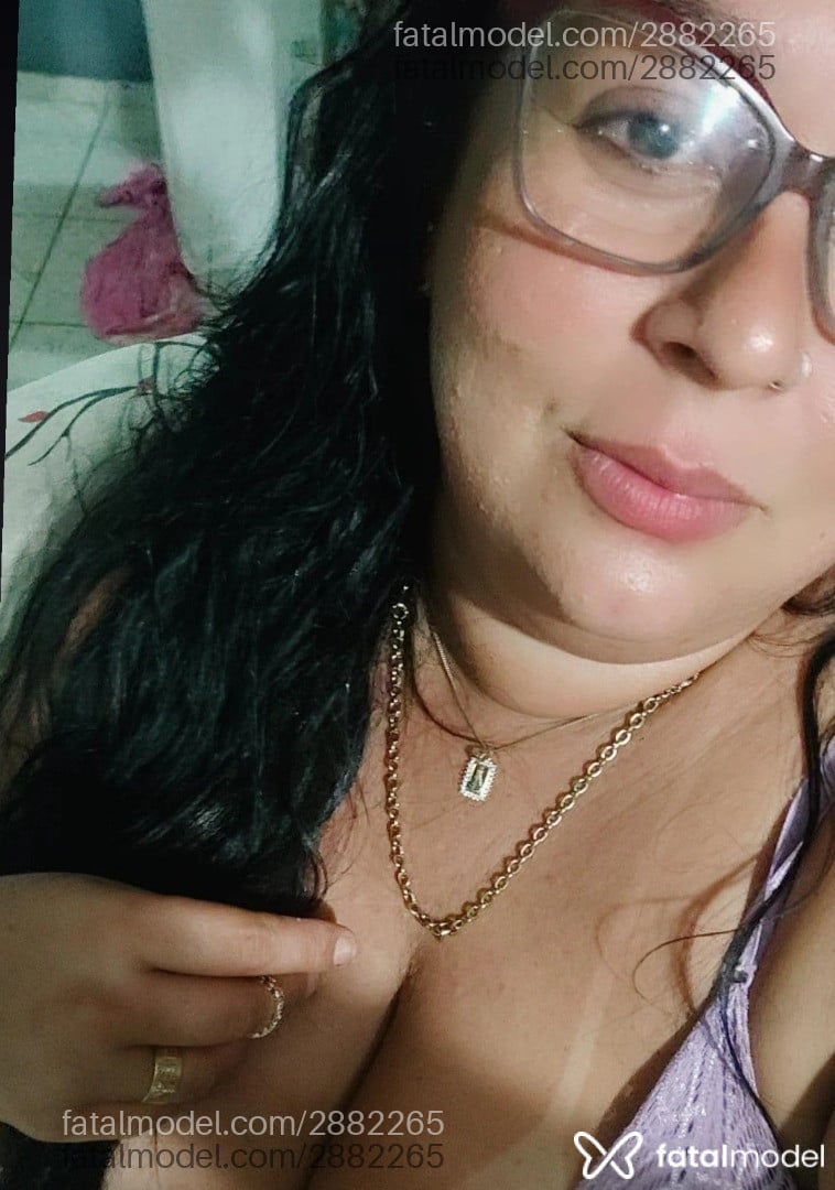 Acompanhante mulher morena (o) de olhos pretos em Duque de Caxias - Savahna
