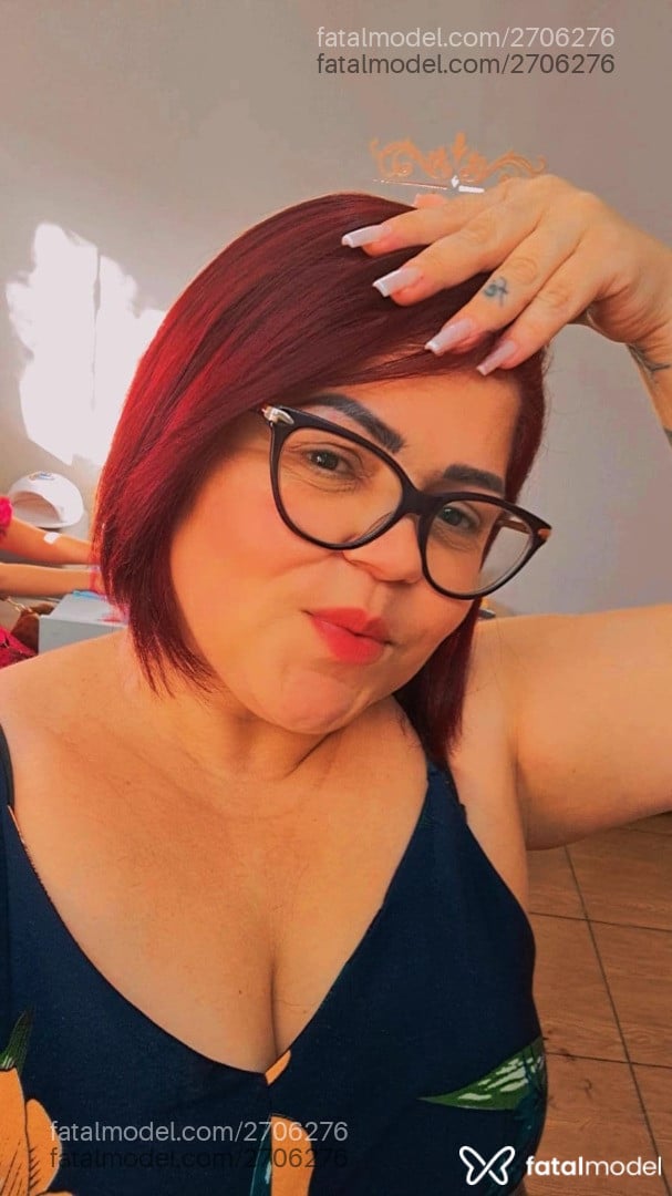 Acompanhante mulher ruiva (o) de olhos castanhos em Itapetininga Acompanhante mulher ruiva (o) de olhos castanhos em Itapetininga - Karol Marinho