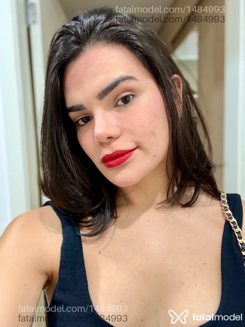 Acompanhante mulher com cabelo castanho de olhos pretos em Rio de Janeiro - Laís Albuquerque