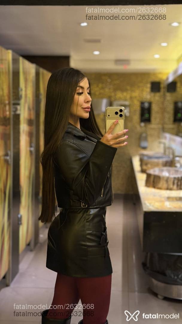 Acompanhante mulher morena (o) de olhos castanhos em Foz do Iguaçu - Alícia Ferreira