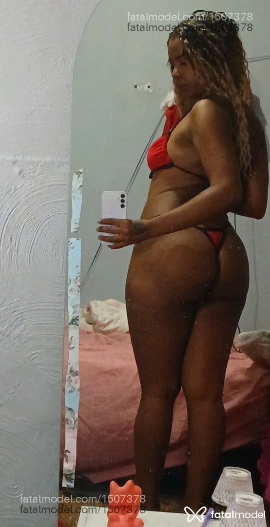 Acompanhante mulher loira (o) de olhos castanhos em Sertãozinho - Cristall