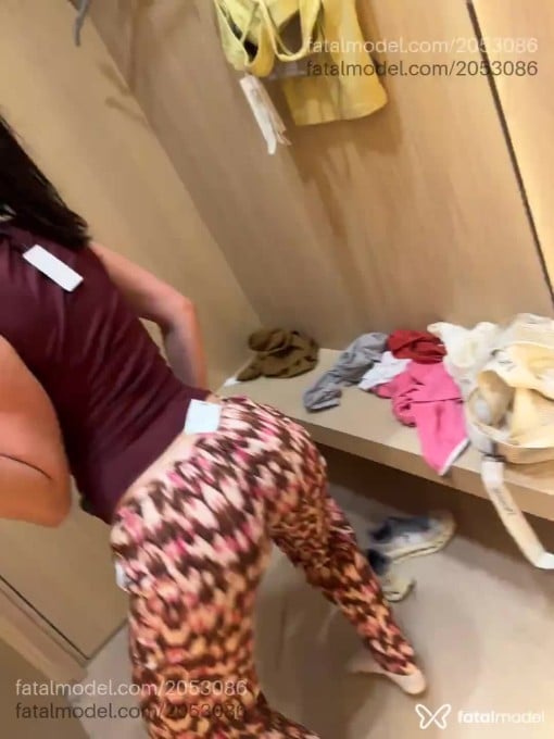 Acompanhante mulher com cabelo castanho de olhos castanhos em São Paulo - Giovana