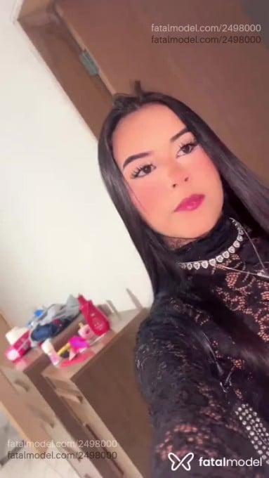 Acompanhante mulher morena (o) de olhos castanhos - Biiia Acompanhante mulher morena (o) de olhos castanhos - Biiia