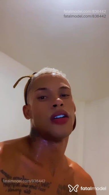 Acompanhante homem loira (o) de olhos azuis em Belo Horizonte - LÉO MORGANS