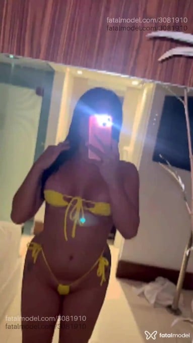 Acompanhante mulher trans morena (o) de olhos castanhos em São Paulo - Gabrielly Araújo