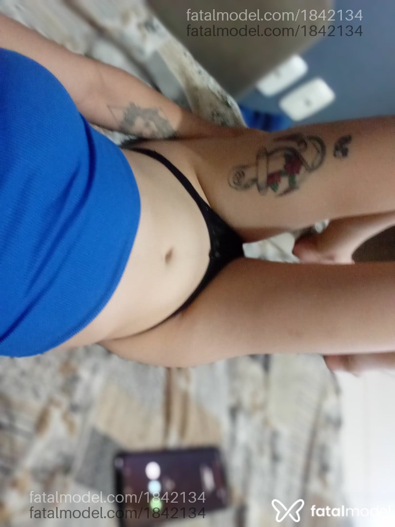 Acompanhante mulher morena (o) de olhos verdes em Virtual - Gabriela