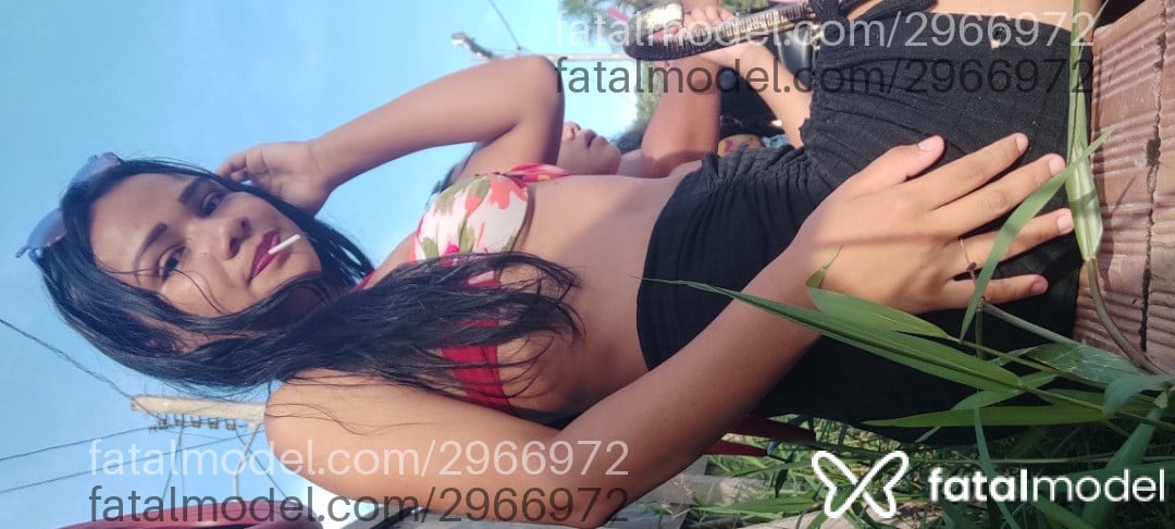 Acompanhante mulher morena (o) de olhos pretos - Lays Souza Acompanhante mulher morena (o) de olhos pretos - Lays Souza