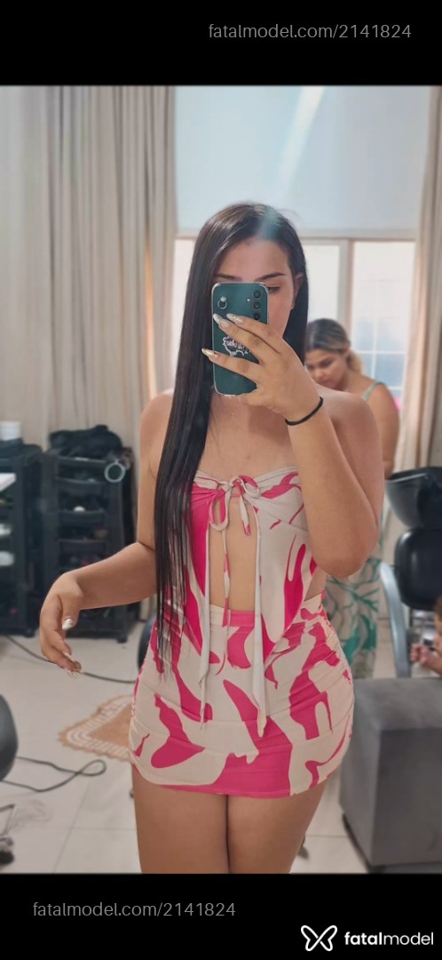 Acompanhante mulher trans morena (o) de olhos pretos em Virtual - Alice
