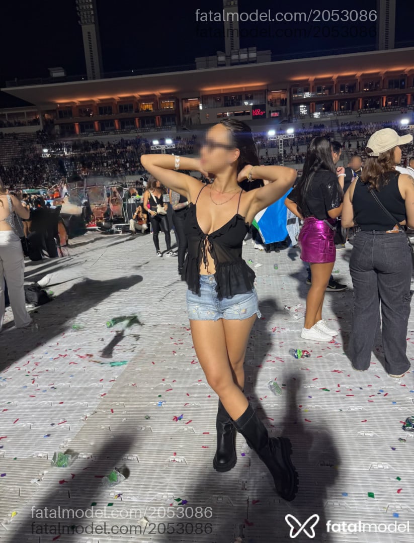 Acompanhante mulher com cabelo castanho de olhos castanhos em São Paulo - Giovana