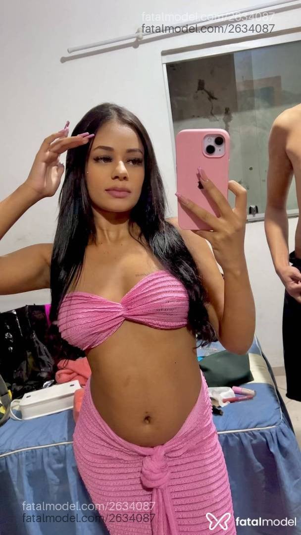 Acompanhante mulher com cabelo castanho de olhos castanhos em Manhuaçu - Sophia Avelar