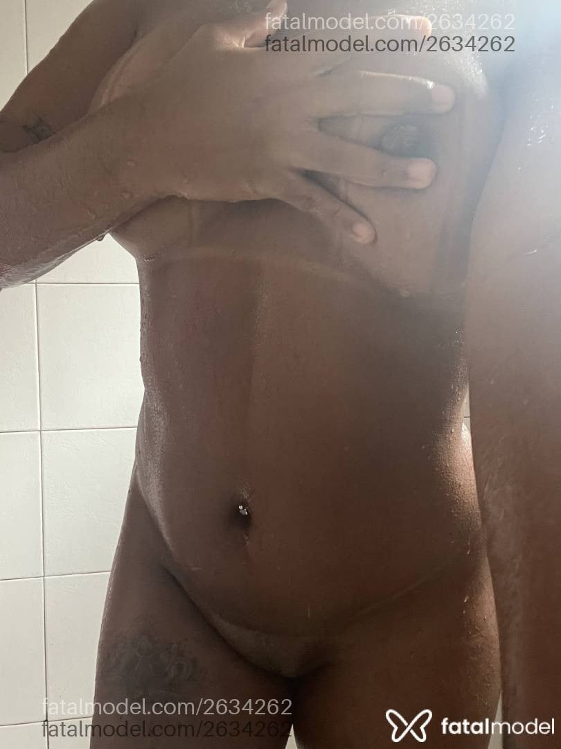 Acompanhante mulher com cabelo grisalho de olhos pretos em Fortaleza - Pretinhasp