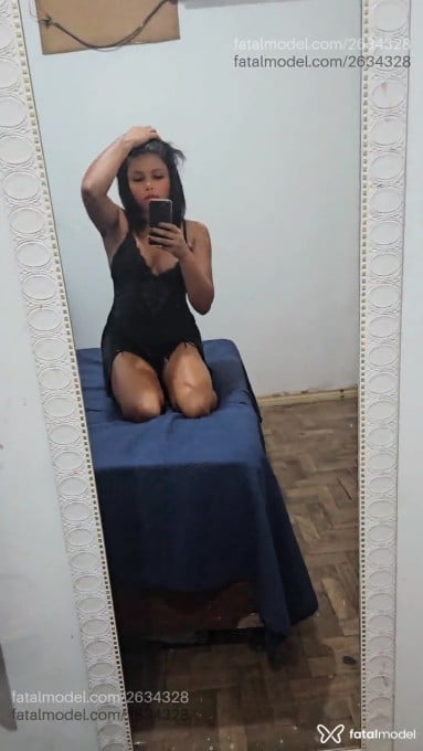 Acompanhante mulher com cabelo castanho de olhos castanhos em Coronel Fabriciano Acompanhante mulher com cabelo castanho de olhos castanhos em Coronel Fabriciano - Bia Ferrari