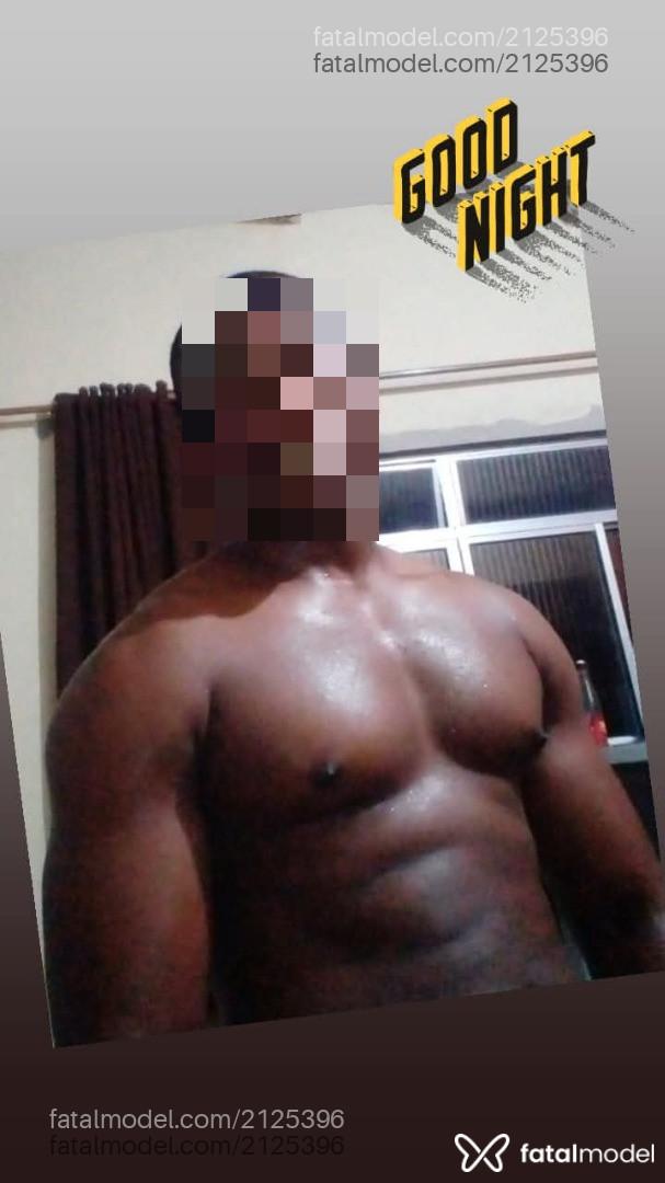 Acompanhante homem morena (o) de olhos castanhos em Barra Mansa Acompanhante homem morena (o) de olhos castanhos em Barra Mansa - Bily