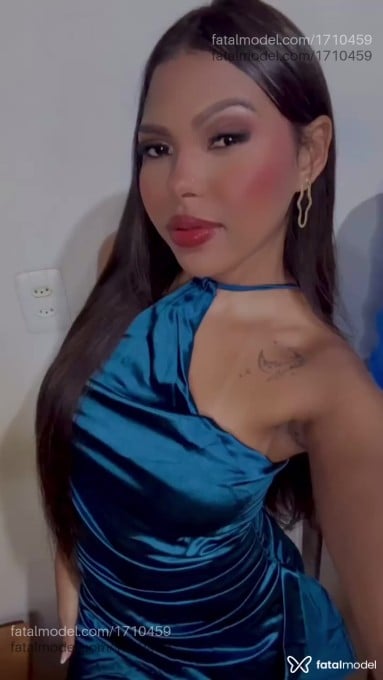 Acompanhante mulher morena (o) de olhos pretos em Tangará da Serra - Alee