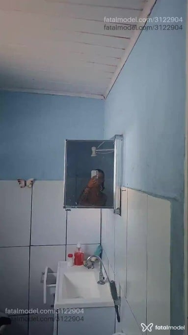 Acompanhante homem loira (o) de olhos verdes em Virtual Acompanhante homem loira (o) de olhos verdes em Virtual - Lobãoselvagem