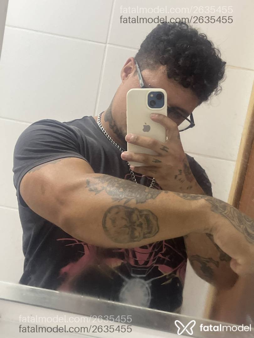 Acompanhante homem morena (o) de olhos verdes em Jaraguá do Sul - Sander