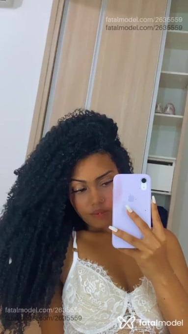Acompanhante mulher morena (o) de olhos castanhos em Patrocínio Acompanhante mulher morena (o) de olhos castanhos em Patrocínio - Isis Bellucci