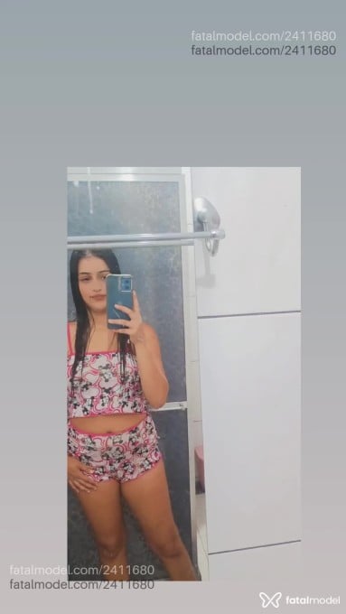 Acompanhante mulher morena (o) de olhos pretos em Caratinga - Ray