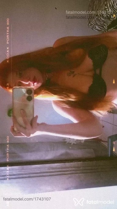 Acompanhante mulher ruiva (o) de olhos mel em Altamira - Ana lua