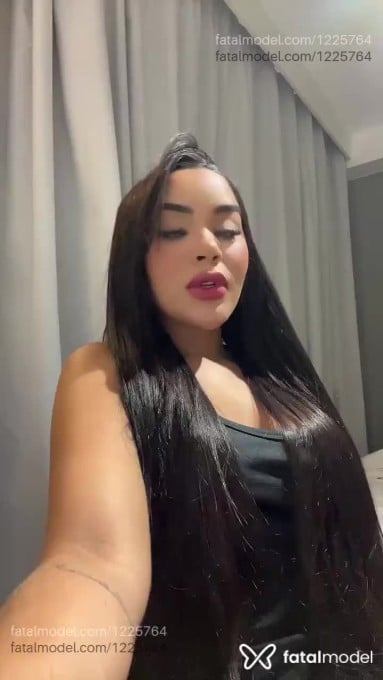 Acompanhante mulher morena (o) de olhos verdes em Rio de Janeiro - Estrela