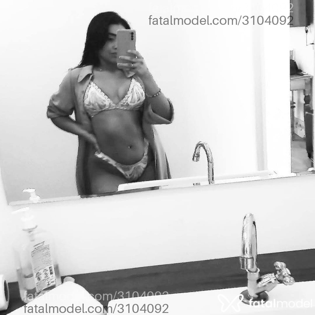 Acompanhante mulher morena (o) de olhos pretos em Fortaleza - Brenda salles