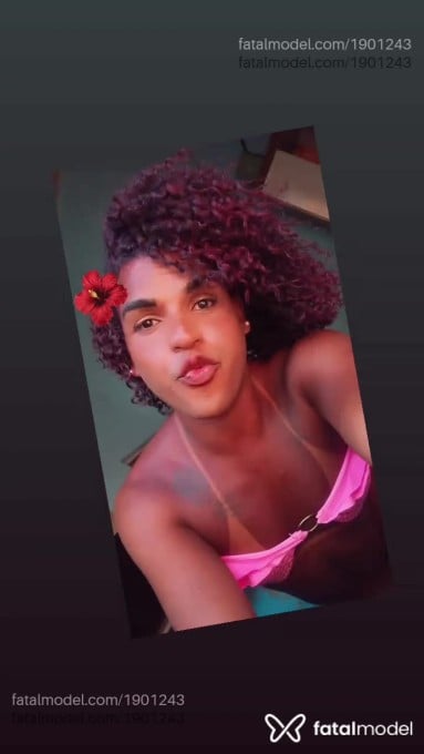 Acompanhante mulher trans ruiva (o) de olhos pretos em Rio de Janeiro - Rafaelle Lavantres