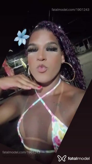 Acompanhante mulher trans ruiva (o) de olhos pretos em Rio de Janeiro - Rafaelle Lavantres