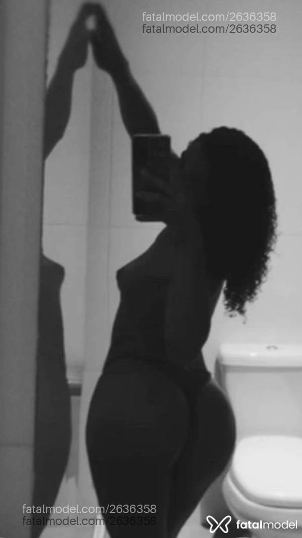 Acompanhante mulher trans morena (o) de olhos castanhos - Anna Jullya