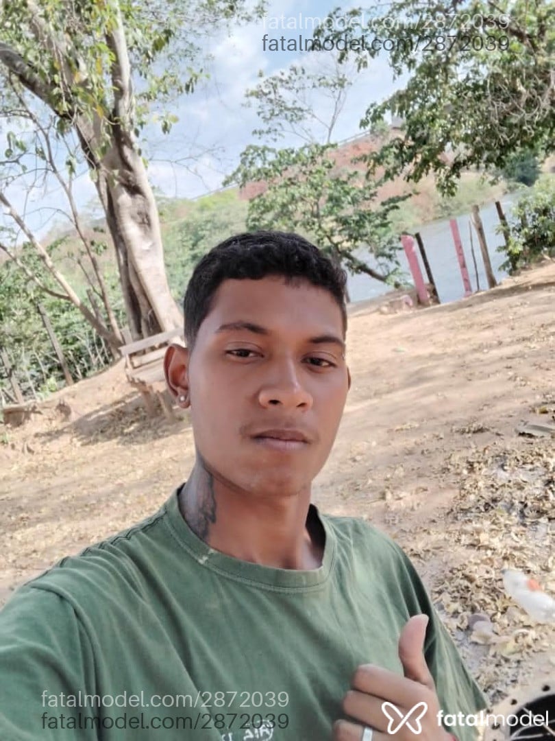 Acompanhante homem morena (o) de olhos castanhos em Barreiras Acompanhante homem morena (o) de olhos castanhos em Barreiras - Kamikz