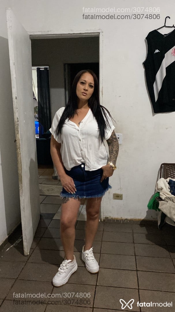 Acompanhante mulher morena (o) de olhos verdes em Goiânia - Viviane