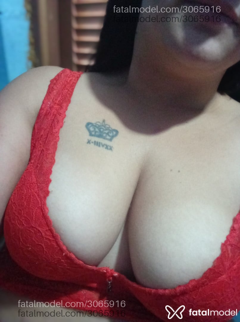 Acompanhante mulher morena (o) de olhos verdes em Parobé - Amandinha