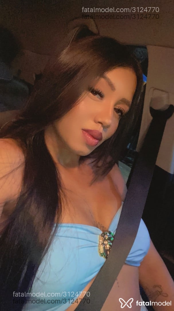 Acompanhante mulher com cabelo castanho de olhos mel em Goiânia - Vitória