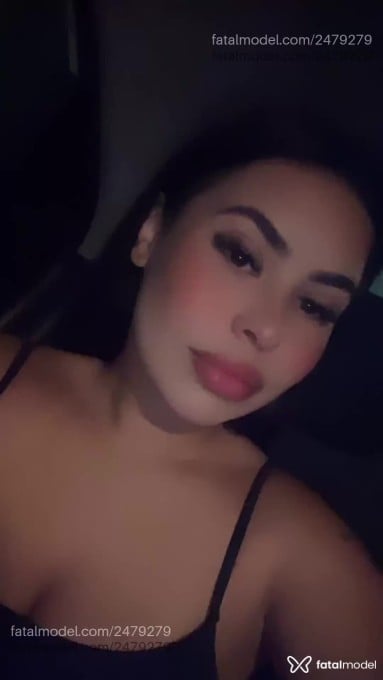 Acompanhante mulher morena (o) de olhos castanhos - Beatriz Mereti
