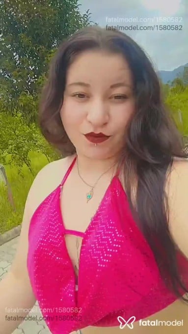 Acompanhante mulher morena (o) de olhos castanhos em Lauro Muller - Catriny