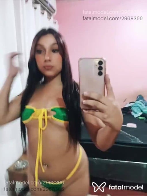 Acompanhante mulher trans ruiva (o) de olhos castanhos em Ourinhos - Evellyn