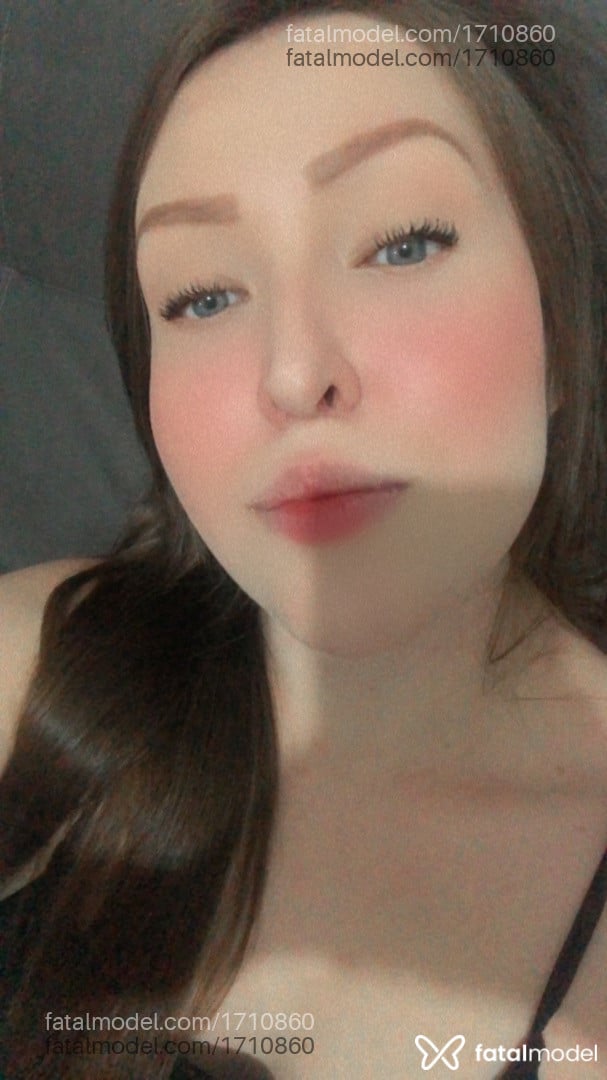 Acompanhante mulher loira (o) de olhos azuis - Mandy Acompanhante mulher loira (o) de olhos azuis - Mandy
