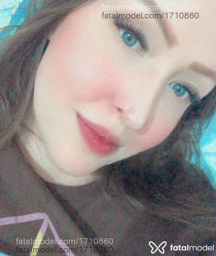Acompanhante mulher loira (o) de olhos azuis - Mandy Acompanhante mulher loira (o) de olhos azuis - Mandy